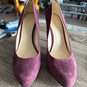 Nine West - Mauve Suede Platform Pump Size 10 M